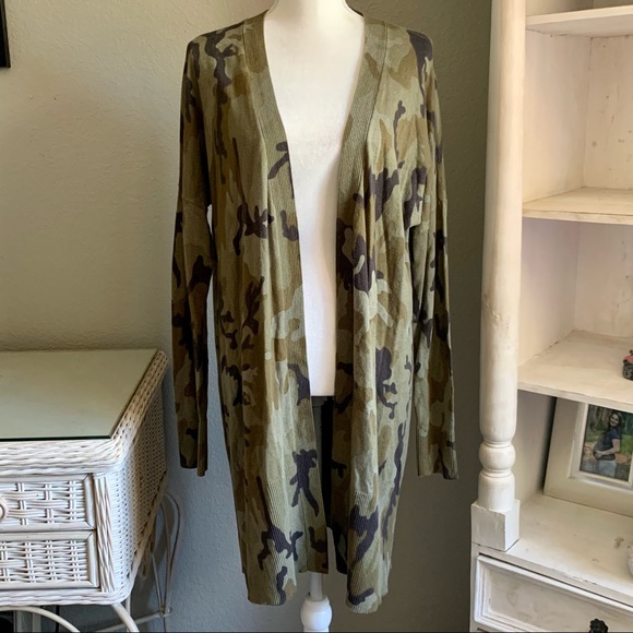 Sanctuary Camo Lenox Cardigan - Picture 3 of 10